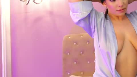 Clara online show from November 24, 9:17 pm