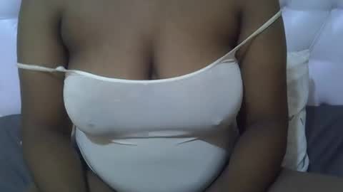 classy_zoey online show from October 2, 7:57 am