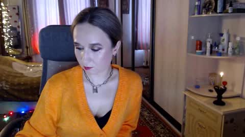 classyinna online show from February 24, 10:14 am