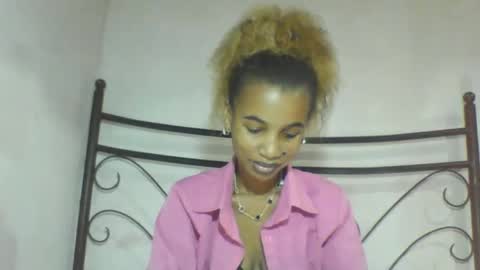 claudianne online show from March 16, 5:44 am