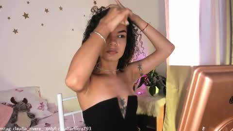 Claudia Rivera online show from December 14, 8:25 pm