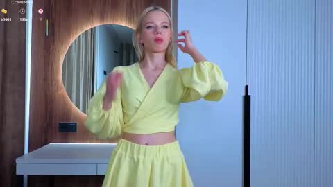 Aria online show from November 28, 3:26 pm