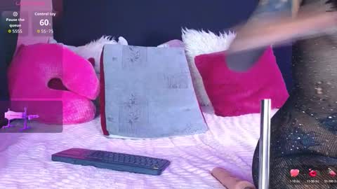 Cloe Bridgee online show from November 30, 2:27 am