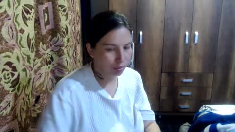 cloepussy online show from May 31, 6:19 am