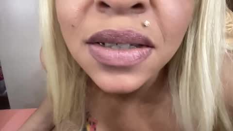 CocaNutt online show from January 12, 2:11 pm