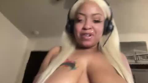 CocaNutt online show from February 16, 10:32 am