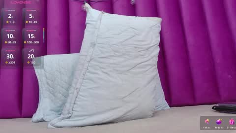  MEGAN  online show from November 1, 9:19 pm