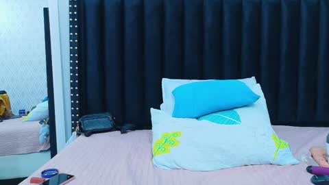  GRETCHEN  online show from February 17, 12:37 pm