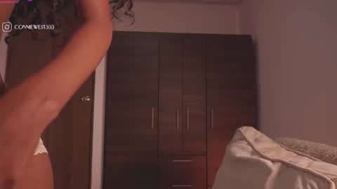   independent model online show from October 10, 10:58 pm