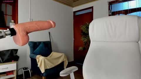 Coquette Johnson online show from February 19, 1:06 pm