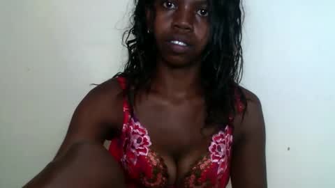 coquine_lara online show from April 30, 9:19 pm