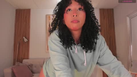 Cori online show from February 4, 12:33 pm