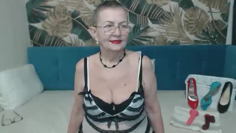 corssika online show from November 18, 9:38 pm