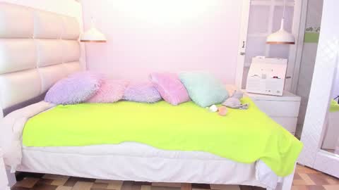 cottons_candys online show from October 20, 12:19 pm