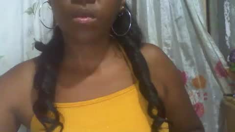 couleur_vanille online show from January 15, 7:12 pm