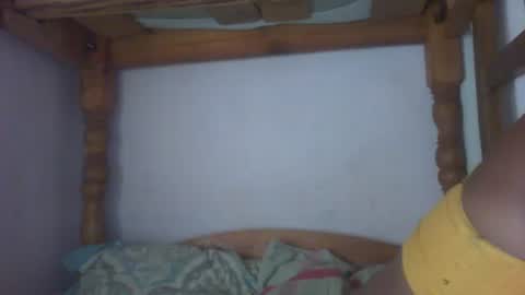 couleur_vanille online show from February 5, 7:50 am