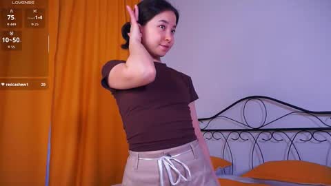 Yui online show from November 20, 7:53 am