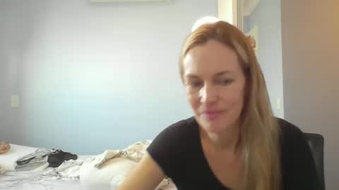 Anny online show from March 20, 11:04 am