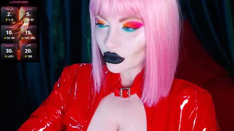 Roxy online show from December 21, 1:53 pm