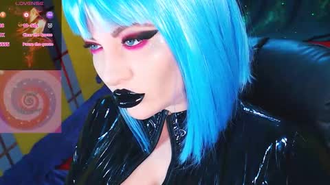 Roxy online show from December 21, 3:16 pm