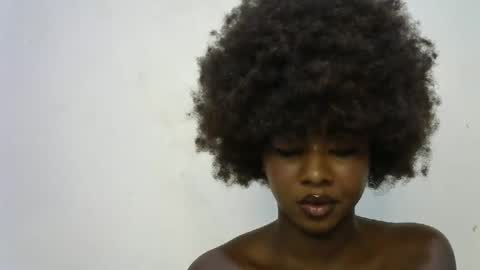 queen online show from January 4, 9:41 pm