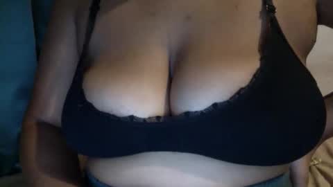 CreamyCocoBabe online show from October 24, 12:17 am