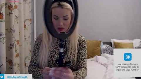 cris_tinne online show from February 17, 3:44 pm