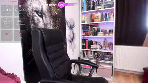 Twitter Christinne p online show from February 2, 9:08 am