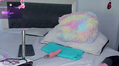 cristal130625 online show from March 26, 6:20 pm