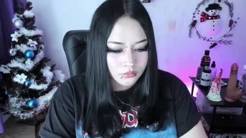 Cris online show from December 21, 11:34 pm