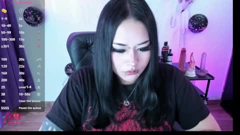 Cris online show from January 30, 12:06 pm