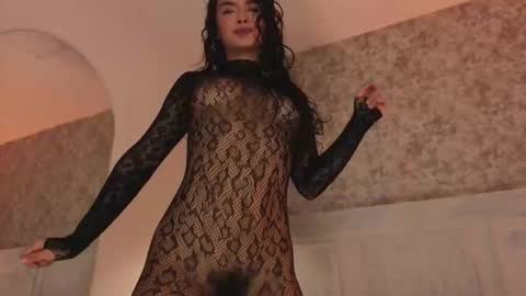 Cristal  online show from December 5, 1:45 pm