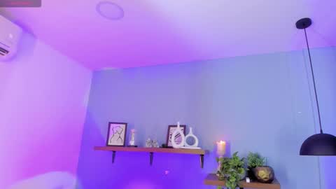 cristalfoxy_ online show from March 16, 12:24 am