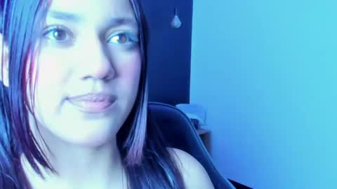 C R I S T I N online show from April 20, 8:12 pm