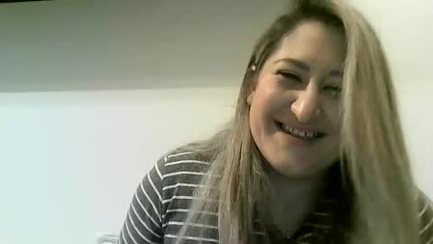 cristina20021991 online show from December 8, 11:19 pm