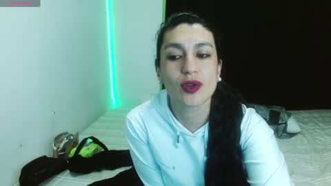 Cristina online show from January 7, 1:28 am