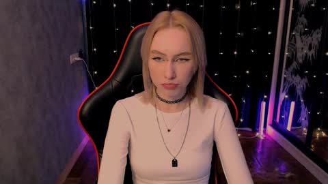 crybambi online show from February 9, 6:04 am