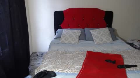   Crystal  Milf online show from January 14, 6:24 pm