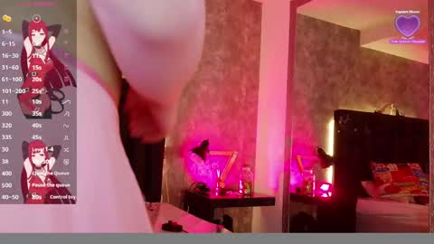 Crystal online show from April 10, 5:19 pm