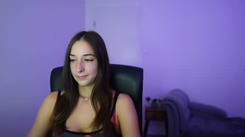 Crystalbrunette18 online show from July 9, 1:02 pm