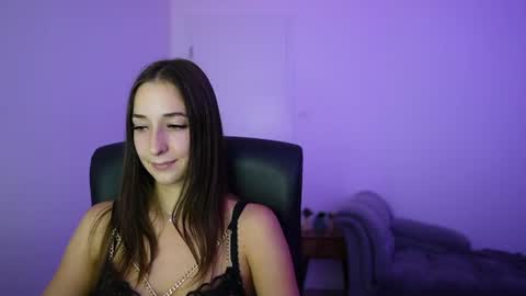 Crystalbrunette18 online show from July 17, 5:16 pm