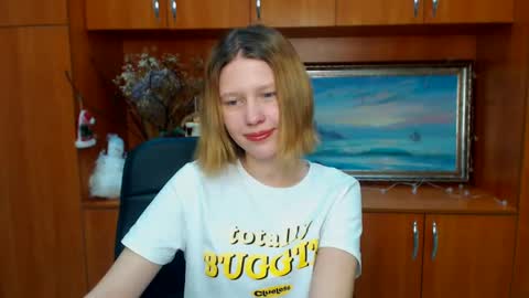 Stella online show from February 11, 1:41 pm