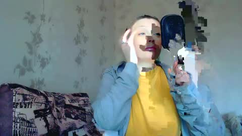 CrystallAngel online show from April 17, 2:30 pm