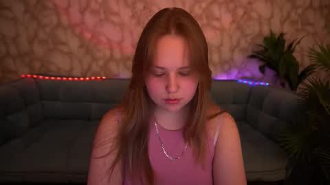 crystallpaws_ online show from October 13, 7:16 pm