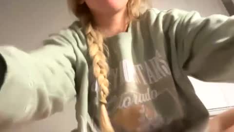 Nikki online show from September 28, 6:42 am