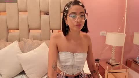 Crystal online show from May 29, 7:23 pm