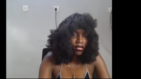 sophie online show from March 11, 8:40 am