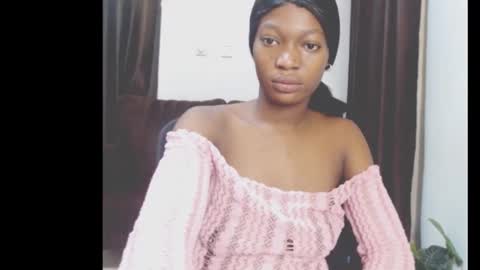cumebony_petit online show from February 21, 8:04 am