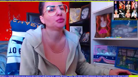 cuminmenowbby online show from April 13, 11:44 am