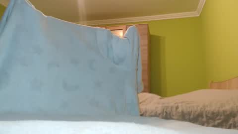 Im Lee. Say Hey Im very social. online show from November 19, 8:42 pm